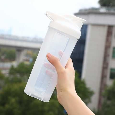 TOMATODO SHAKER 750 ML